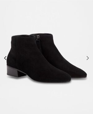 Aquatalia Side Zip Franca Black Suede Pointed Toe Ankle Booties Size 7.5